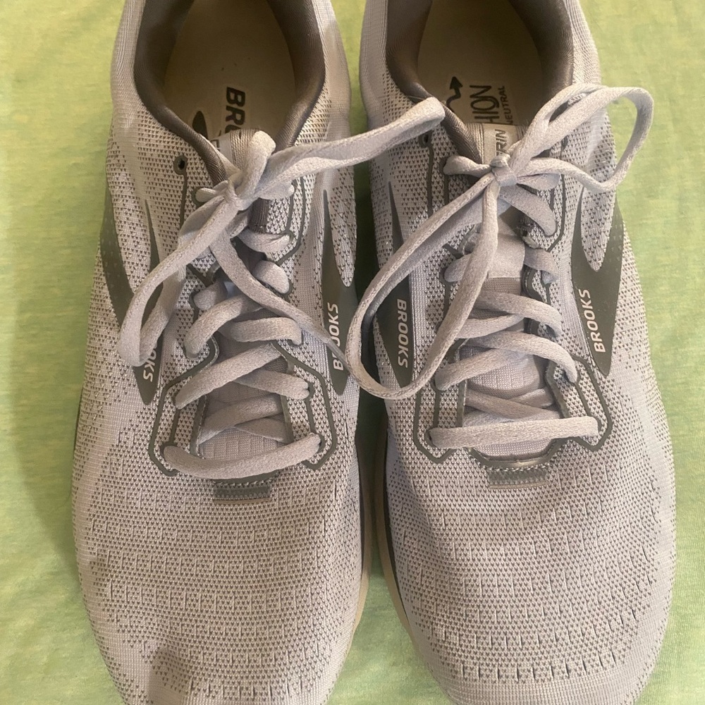 New Men’s Brooks Glycerin 18 size 11.5 running shoes